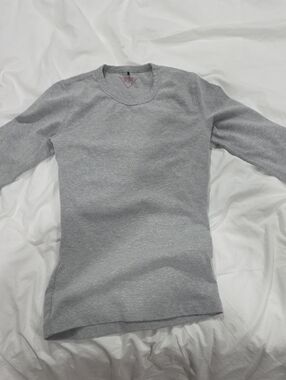 24/7 Classic Crewneck Long Sleeve Tee - Light Gray